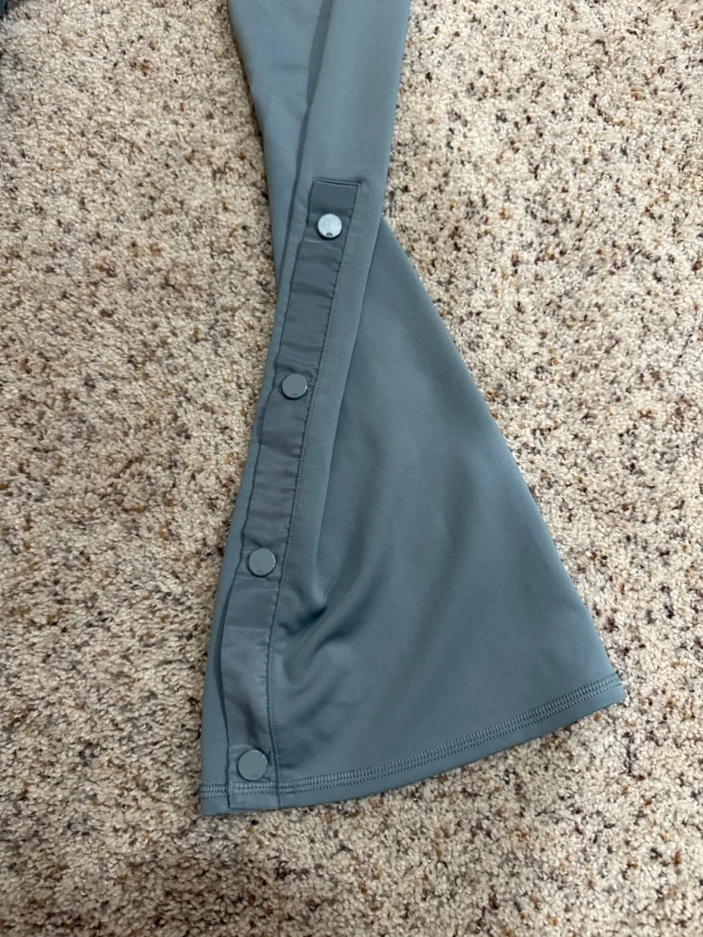 High-Waist Flared Active Leggings - Seafoam Green